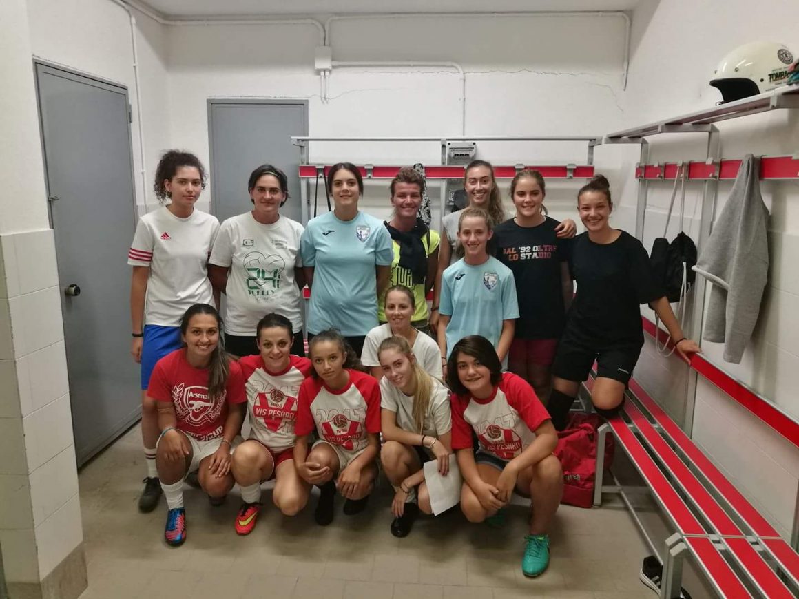 LE RAGAZZE CHE FANNO LA STORIA LE RAGAZZE CHE FANNO LA STORIA