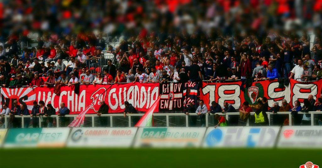 LA VIS CONQUISTA IL PRIMATO CON LA VITTORIA A FRANCAVILLA: 2-0! LA VIS CONQUISTA IL PRIMATO CON LA VITTORIA A FRANCAVILLA: 2-0!
