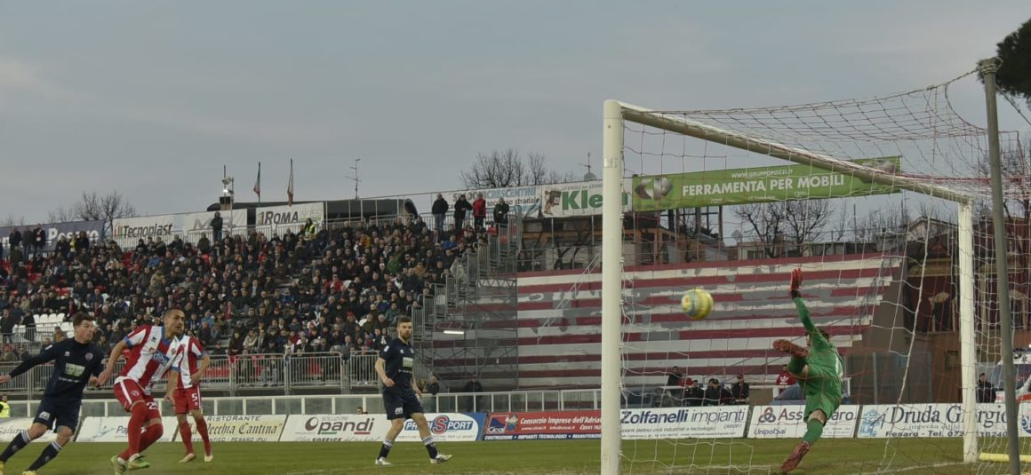 VIS PESARO-VIRTUS VERONA: 0-0. ANNULLATO UN GOL AI BIANCOROSSI! VIS PESARO-VIRTUS VERONA: 0-0. ANNULLATO UN GOL AI BIANCOROSSI!
