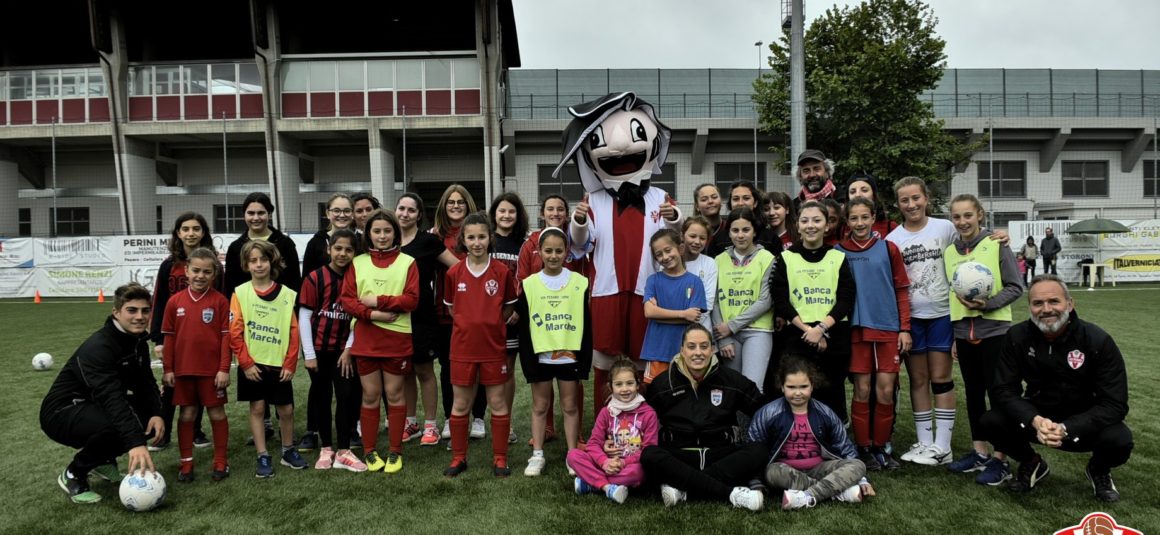 VIS PESARO F.LE, CRESPI: “GRANDE SUCCESSO L’OPEN DAY, NUOVI PROGETTI IN ROSA PER LA PROSSIMA STAGIONE” VIS PESARO F.LE, CRESPI: “GRANDE SUCCESSO L’OPEN DAY, NUOVI PROGETTI IN ROSA PER LA PROSSIMA STAGIONE”
