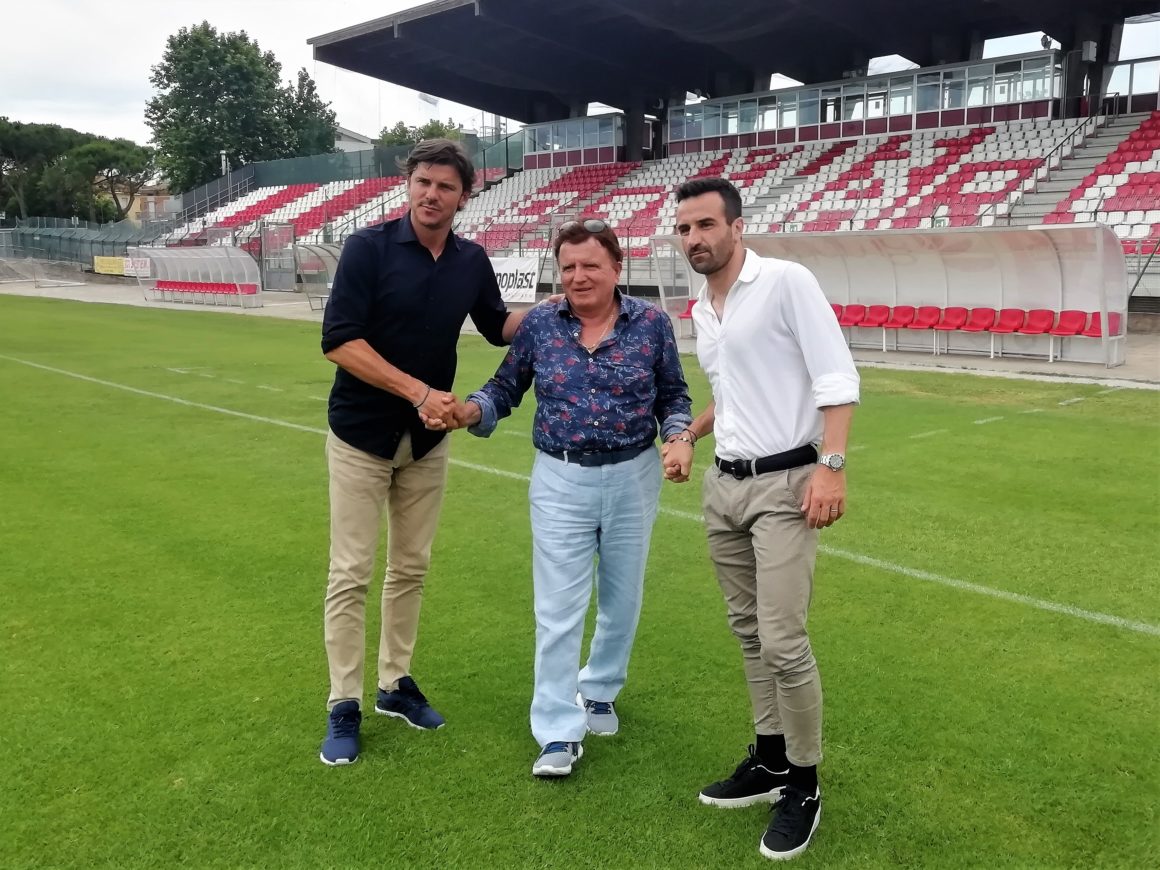 SIMONE PAVAN E’ IL NUOVO ALLENATORE DELLA VIS PESARO! SIMONE PAVAN E’ IL NUOVO ALLENATORE DELLA VIS PESARO!