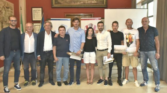 PRESENTATA LA VIS DI MISTER PAVAN! PRESENTATA LA VIS DI MISTER PAVAN!